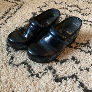 Dansko XP 2.0 clog